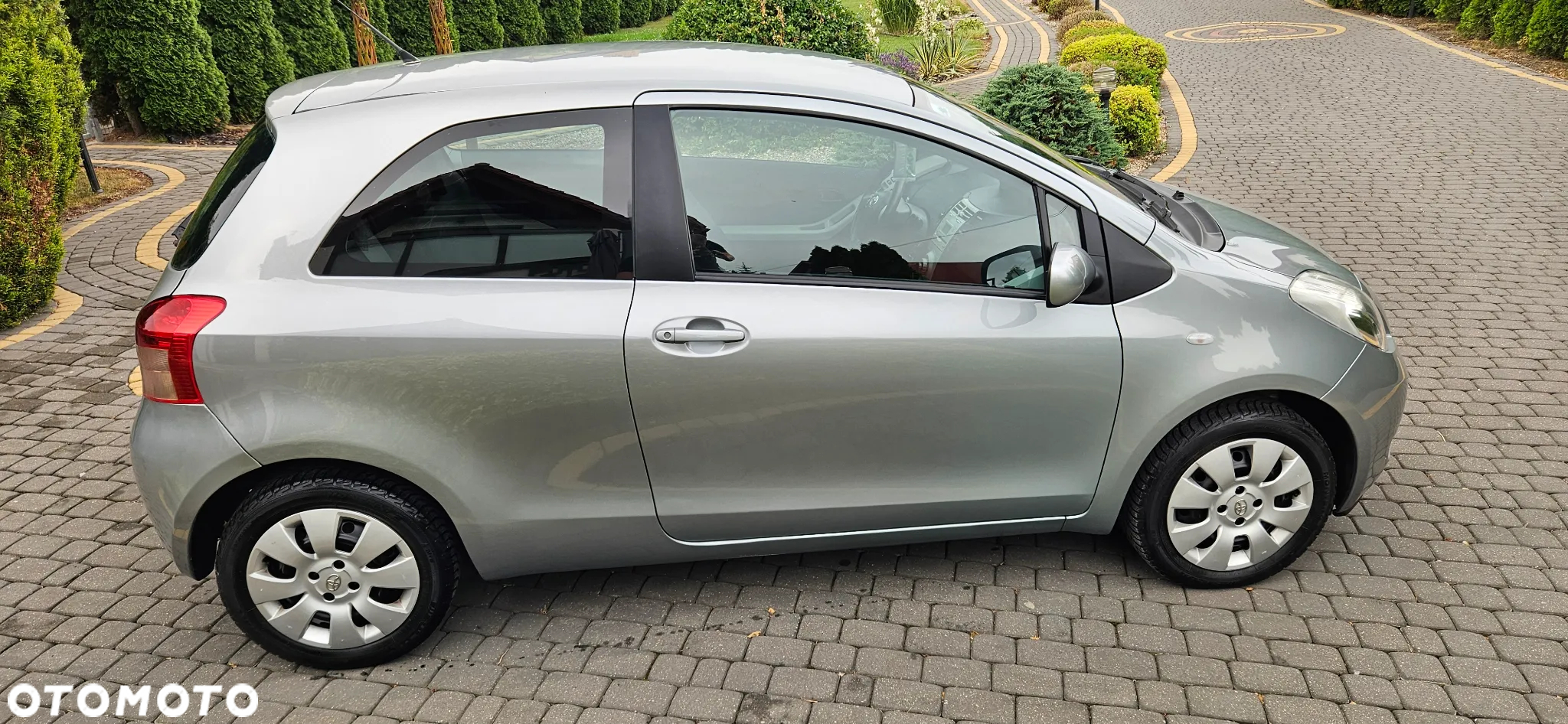 Toyota Yaris 1.3 Sol - 6