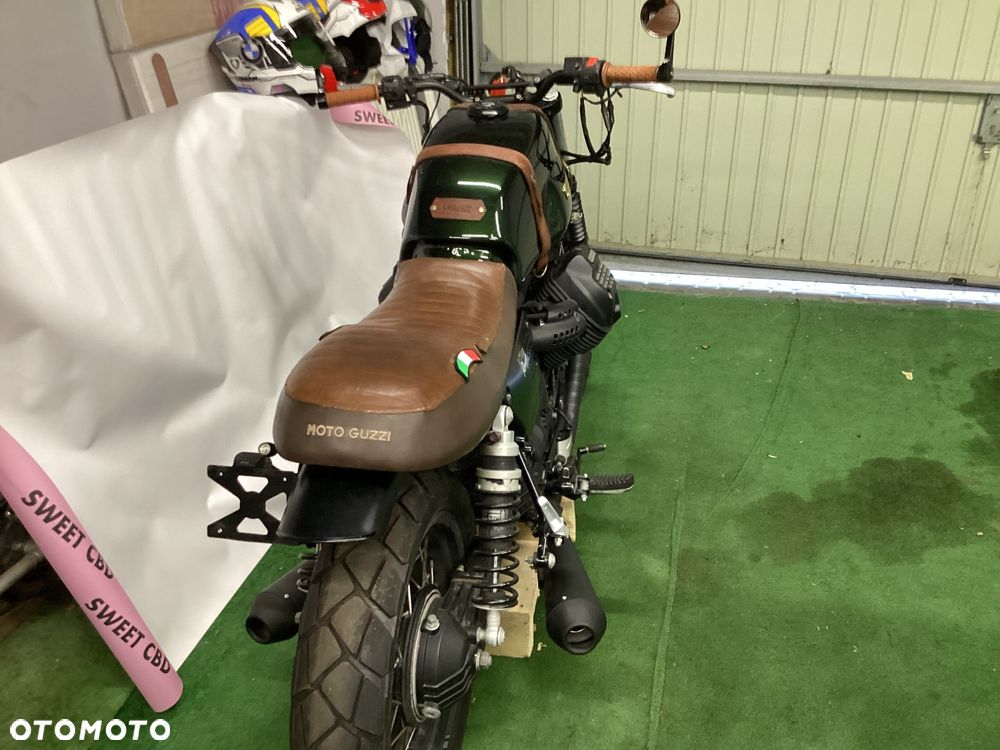 Moto Guzzi V7 - 4