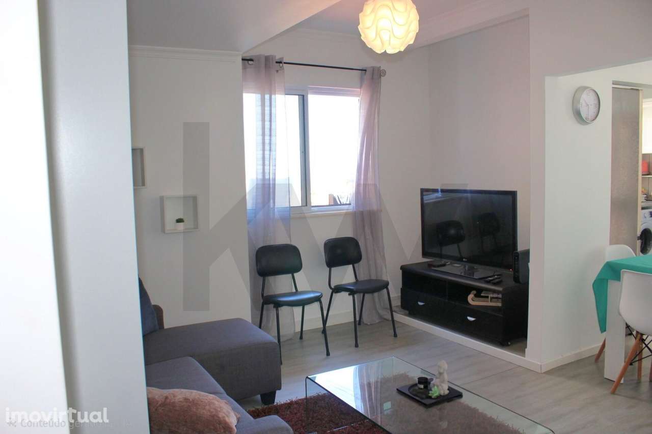 T1+1 com Logradouro Privativo de 60m2 Churrasqueira e Vista Mar no Can - Grande imagem: 2/32