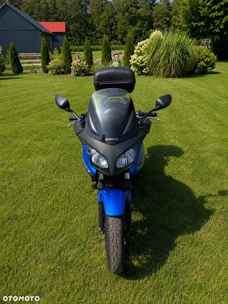 Honda CBF - 4