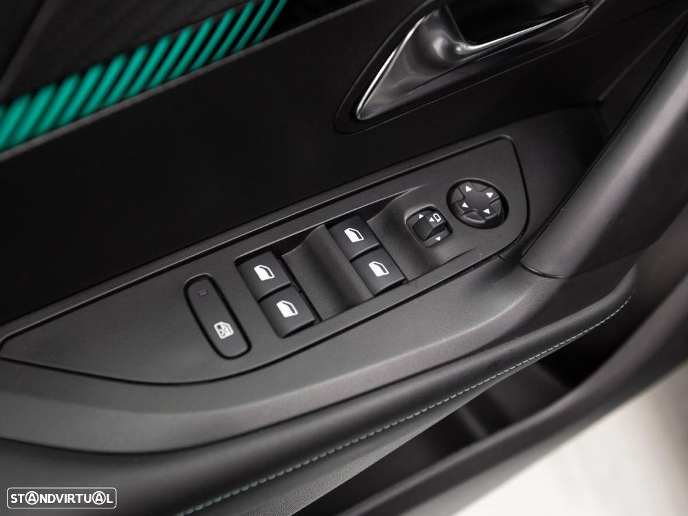 Peugeot e-2008 50 kWh Allure Pack - 14