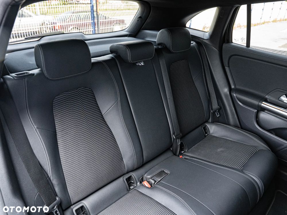 Mercedes-Benz GLA 250 e 8G-DCT Edition Progressive Line - 28