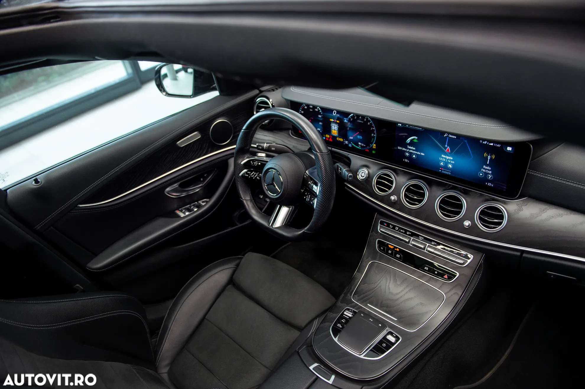 Mercedes-Benz E 300e 4Matic 9G-TRONIC Edition AMG Line - 30