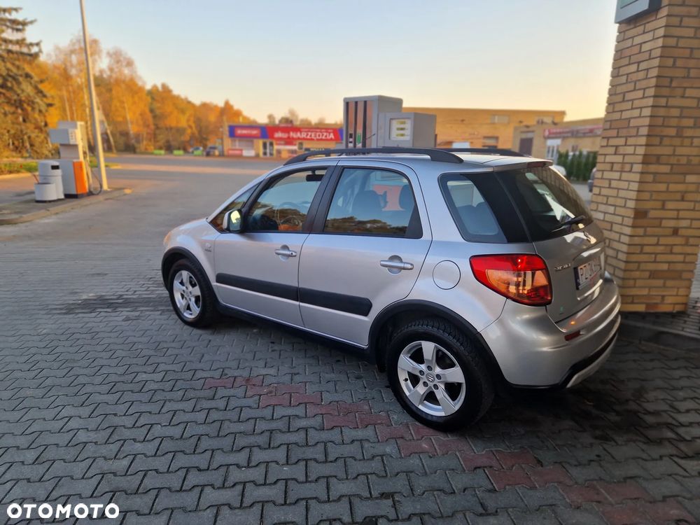 Suzuki SX4 2.0 DDiS Premium 4WD - 39