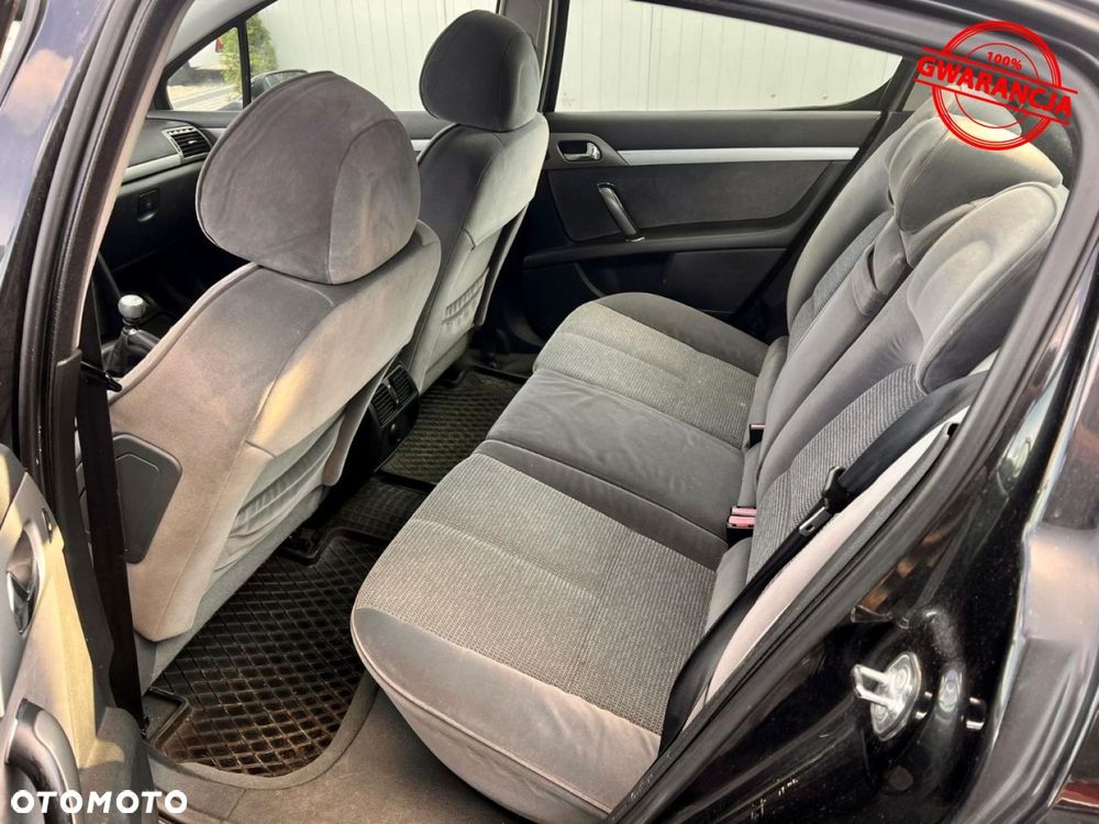 Peugeot 407 - 28