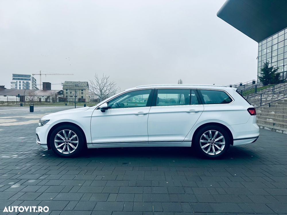 Volkswagen Passat Variant 2.0 TDI SCR Highline - 12