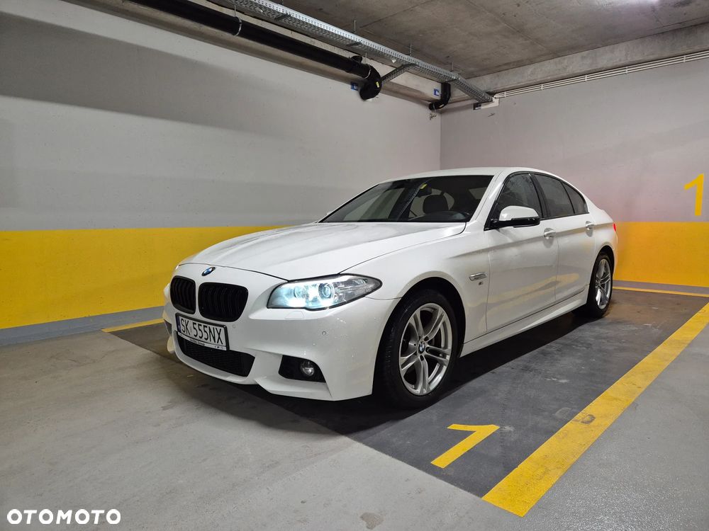 BMW Seria 5 520d M Sport - 4