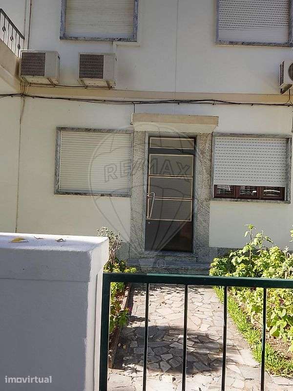 Apartamento T2 para arrendamento - Grande imagem: 2/18