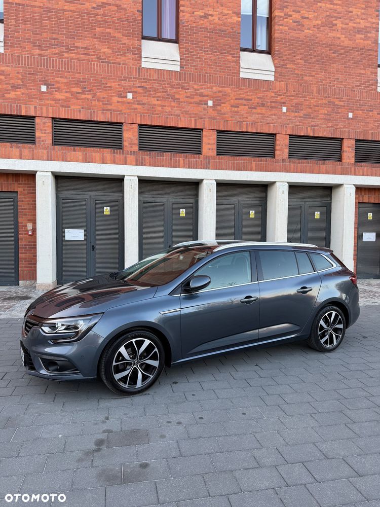 Renault Megane ENERGY TCe 140 EDC BOSE EDITION - 28