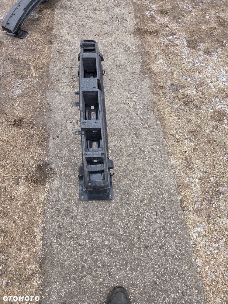 Belka Pod Zderzak przód Przedni Škoda Octavia III 3 5E0807109A 5E0807248 wzmocnienie zderzaka przód przednie Skoda Octavia III 3 Na Radar - 4