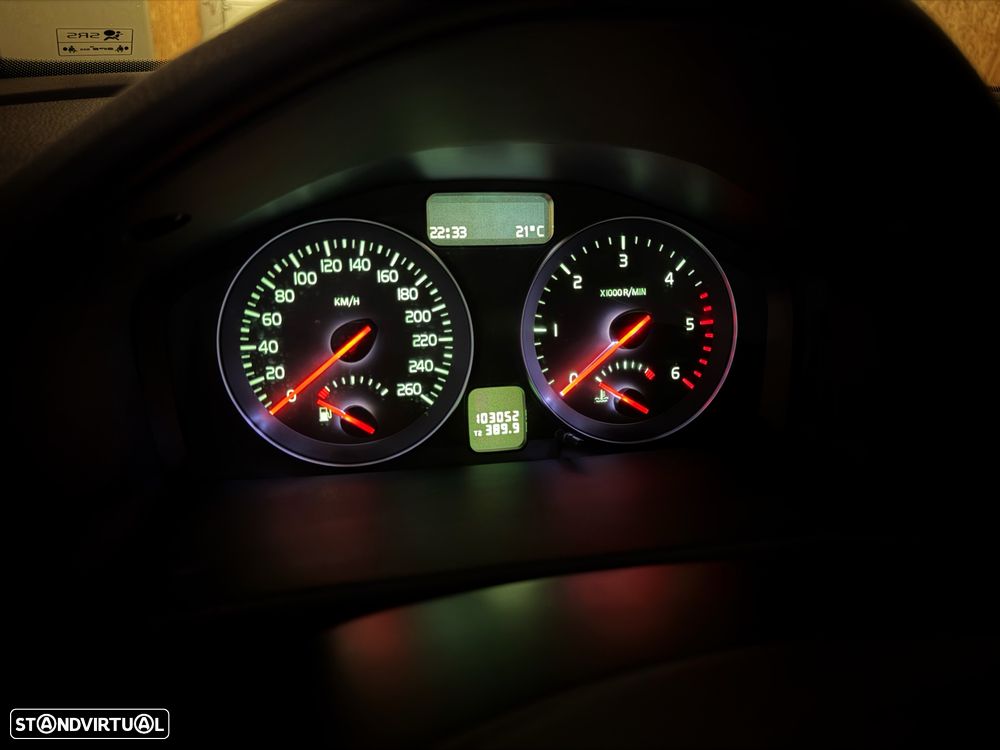 Volvo C70 2.0 D Momentum - 29