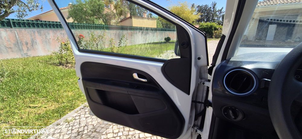 VW Up! 1.0 BlueMotion Move - 8