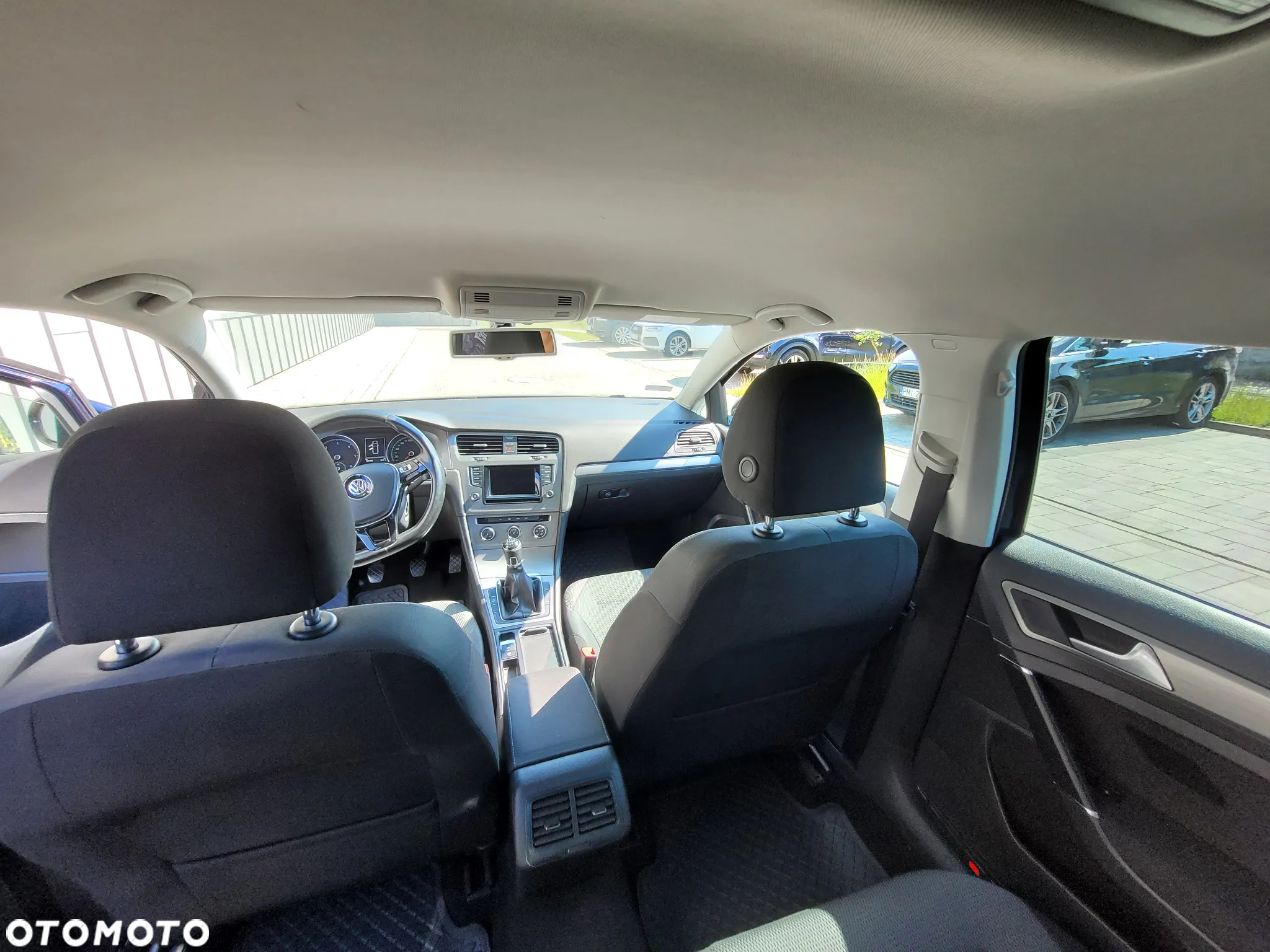 Volkswagen Golf VII 1.6 TDI BMT Comfortline - 10