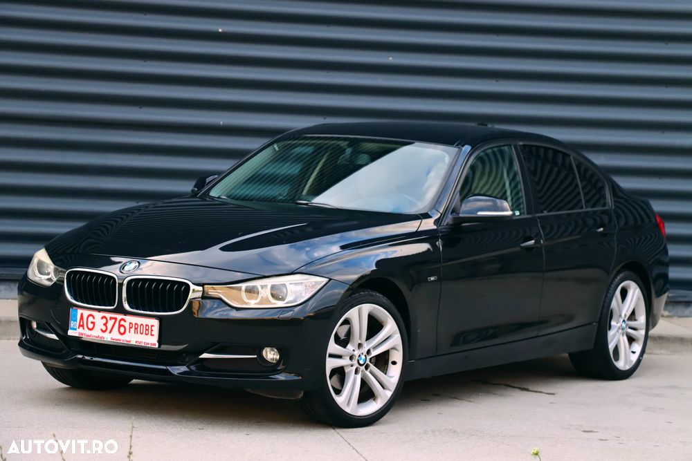 BMW Seria 3 320d Aut. Sport Line - 35