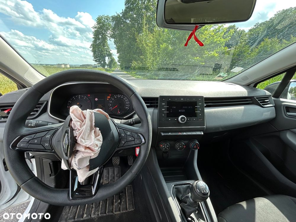 Renault Clio - 6