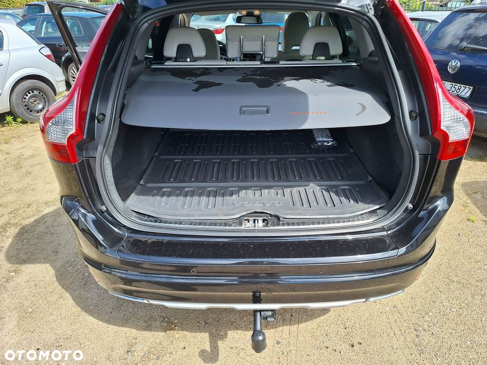 Volvo XC 60 D4 Ocean Race - 19