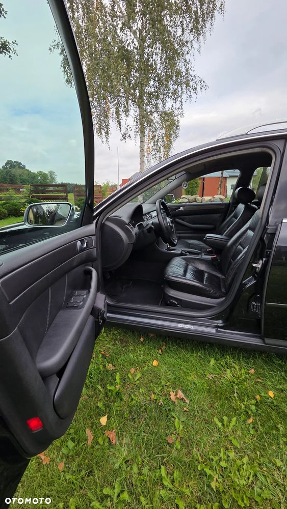 Audi A6 Avant 2.4 - 21