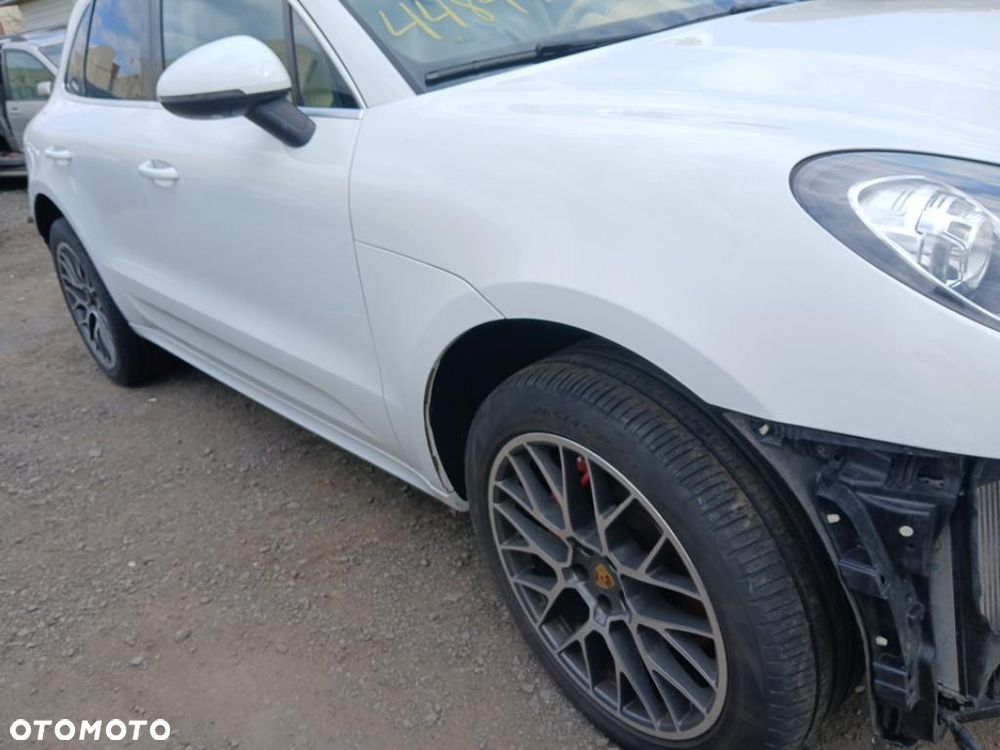 Porsche Macan - 14