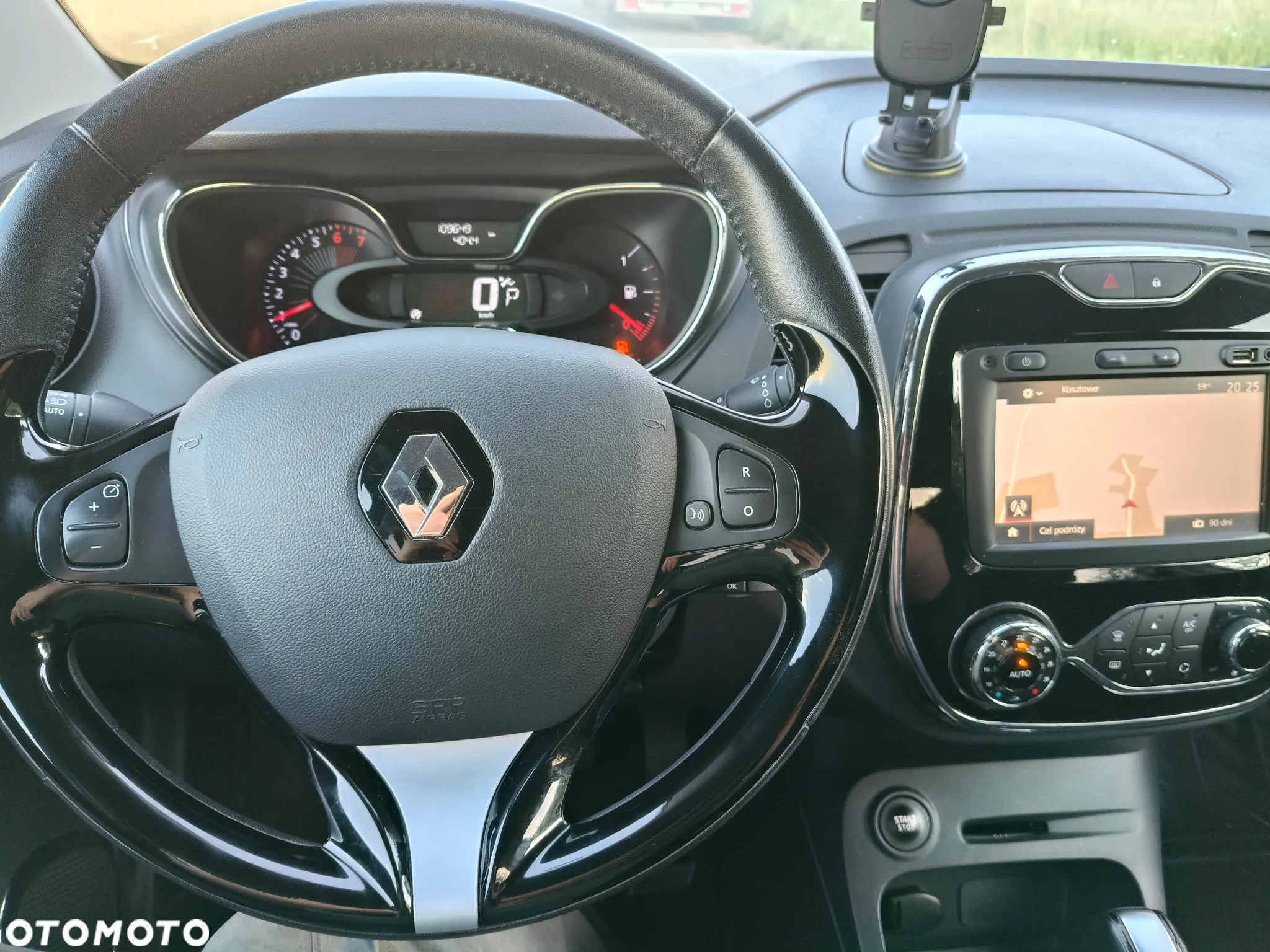 Renault Captur 1.2 Energy TCe Limited EDC - 13