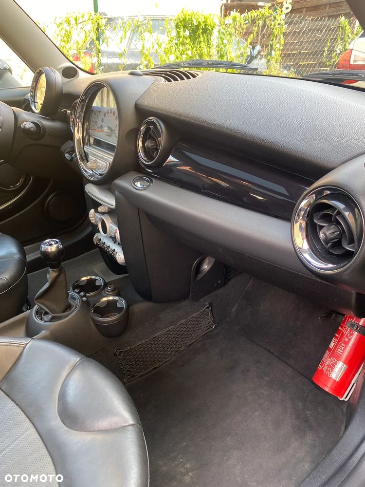 MINI Clubman - 24