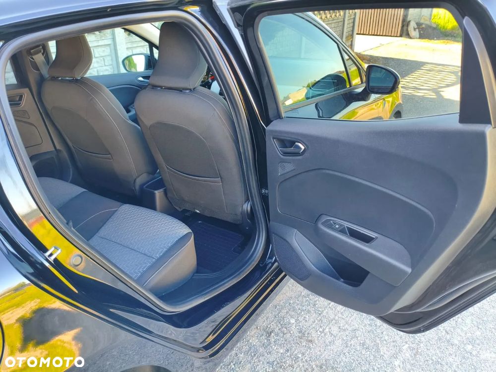 Renault Clio - 24