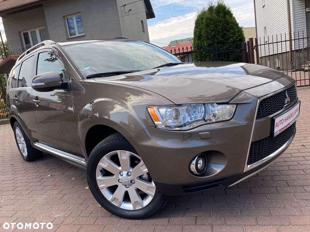 Mitsubishi Outlander 2.0 Intense + 2WD EU5 CVT - 21