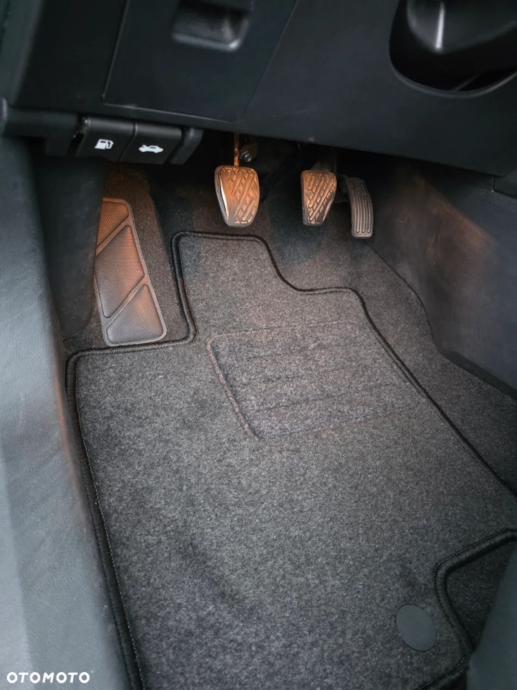 Nissan Qashqai+2 1.6 acenta - 14