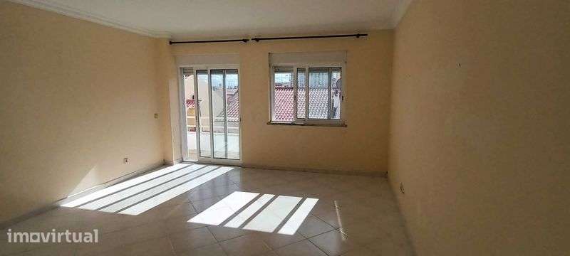 T1 para Arrendamento no Condomínio UNU- Carregado I 850€/mês - Grande imagem: 4/7