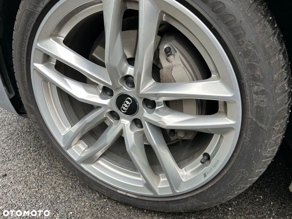 Audi A4 Avant 40 TDI S Line S tronic - 17
