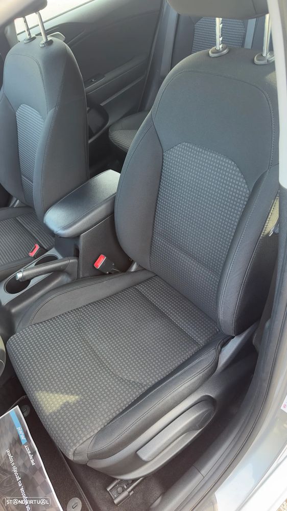 Kia Ceed SW 1.6 CRDi SX - 11