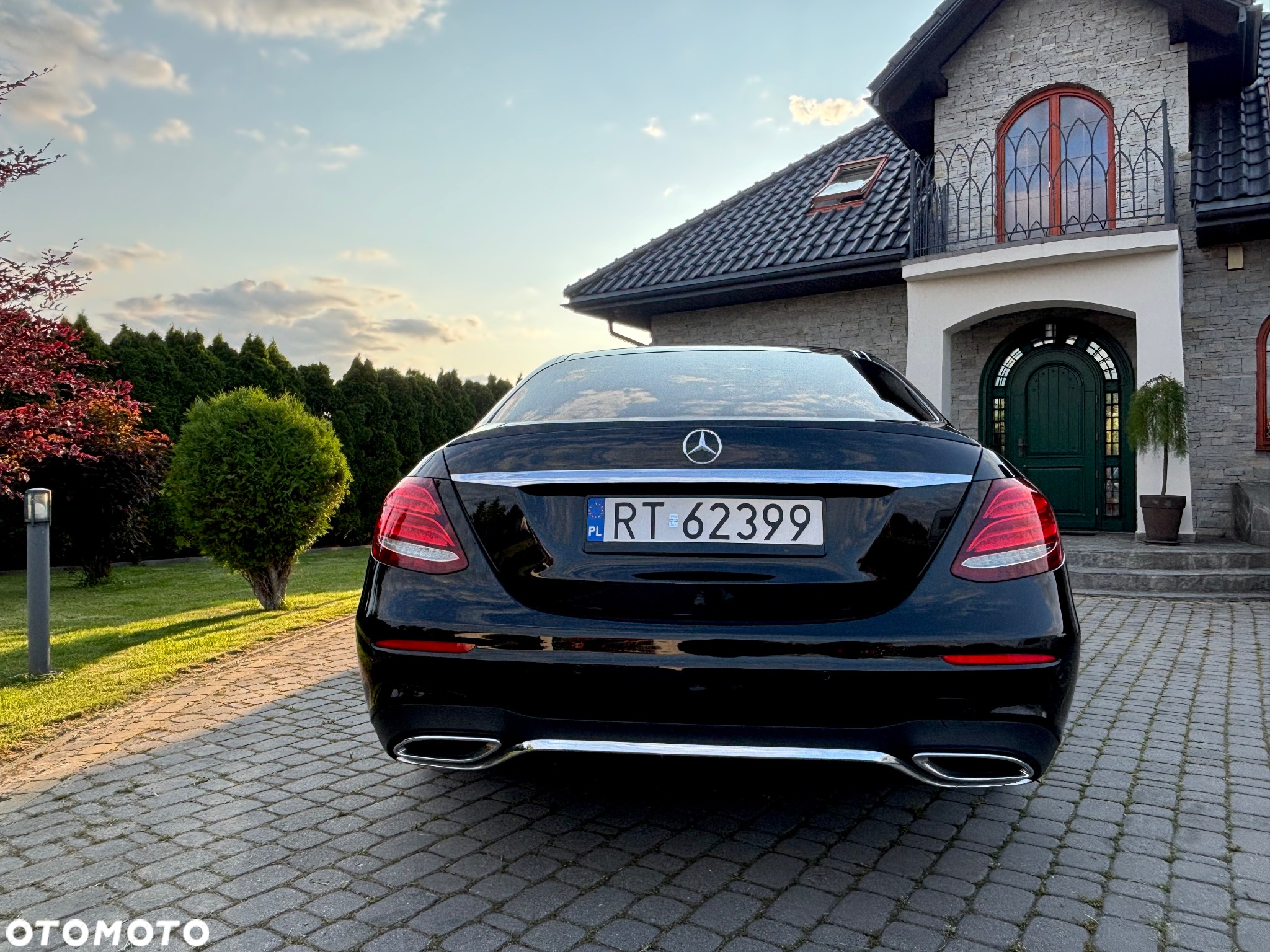 Mercedes-Benz Klasa E 220 d 9G-TRONIC AMG Line - 11