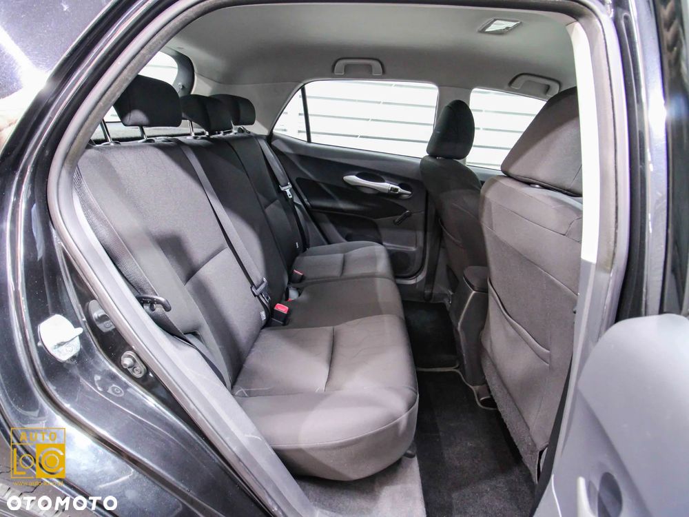 Toyota Auris 1.33 VVT-i Terra - 10