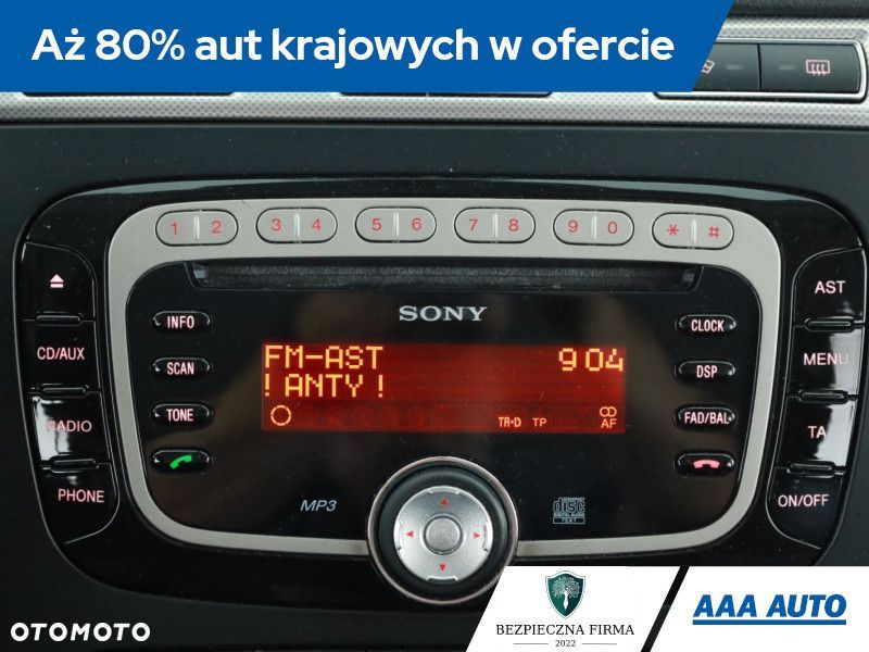 Ford S-Max - 11