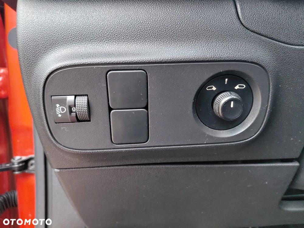 Citroën C3 1.6 BlueHDi Shine S&S - 23