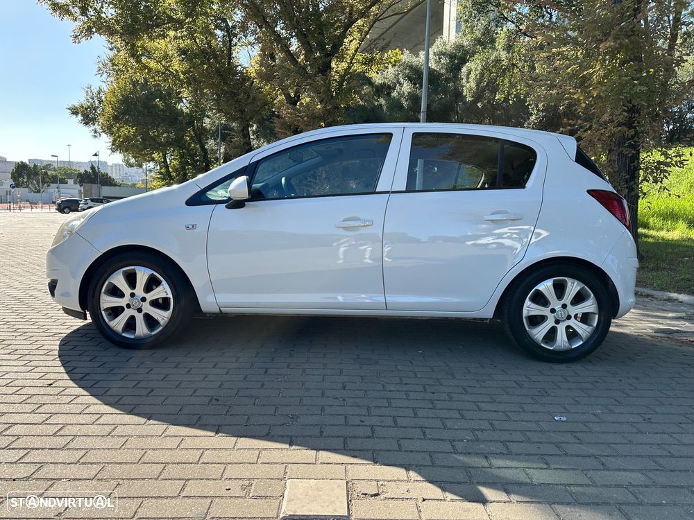 Opel Corsa 1.3 CDTI Enjoy EcoFLEX - 8