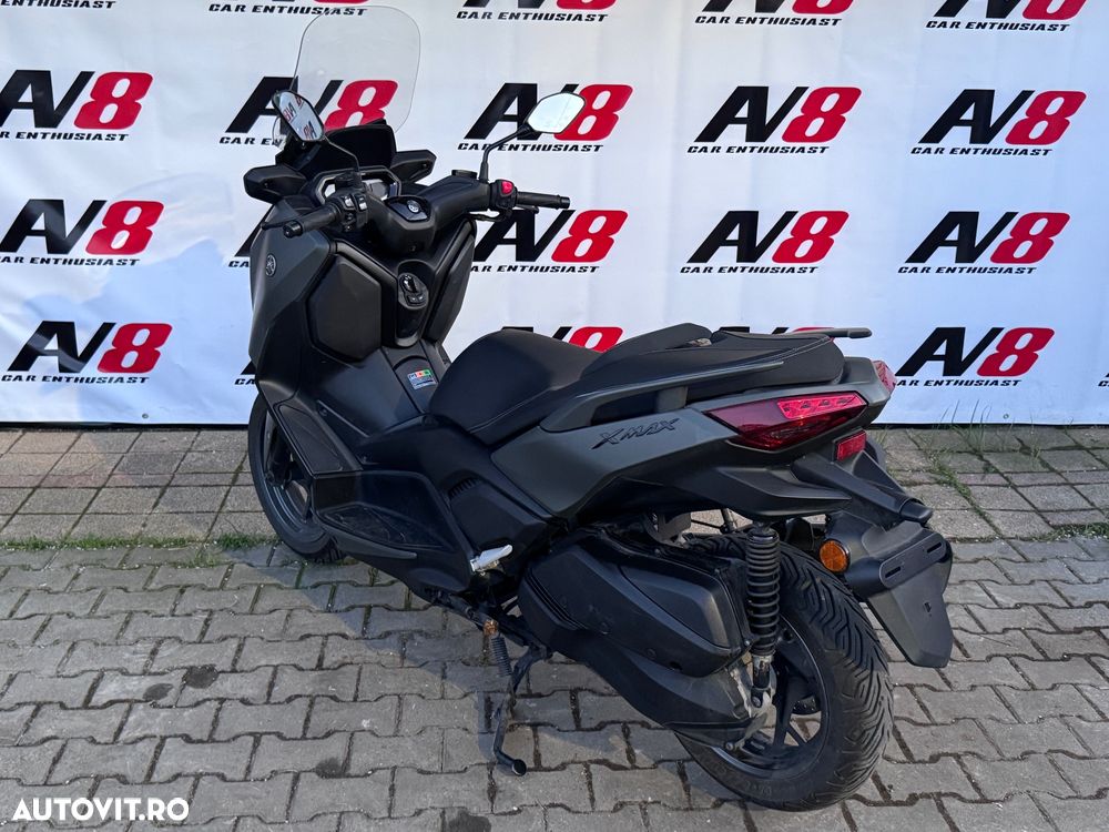 Yamaha XMAX 300 - 4