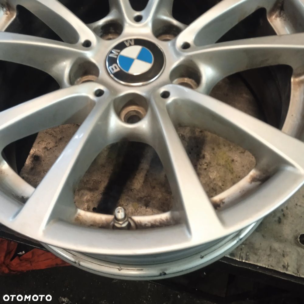 Felga BMW 16 5x120 6796236 - 4