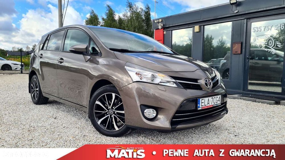 Toyota Verso - 1