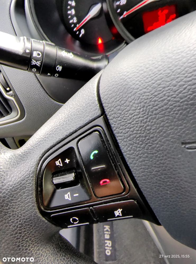 Kia Rio 1.2 L - 11