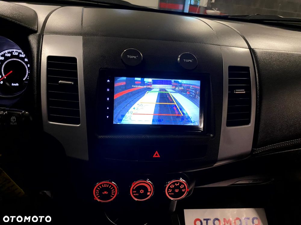 Mitsubishi Outlander 2.0 Intense 2WD - 15