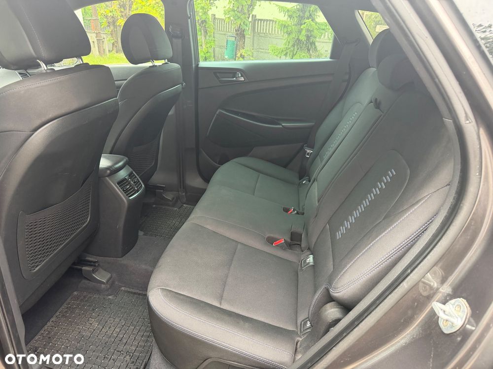 Hyundai Tucson 1.6 GDI BlueDrive GO 2WD - 15