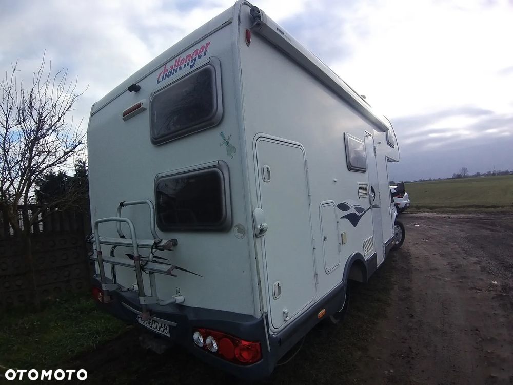 Ford CHallenger - 11