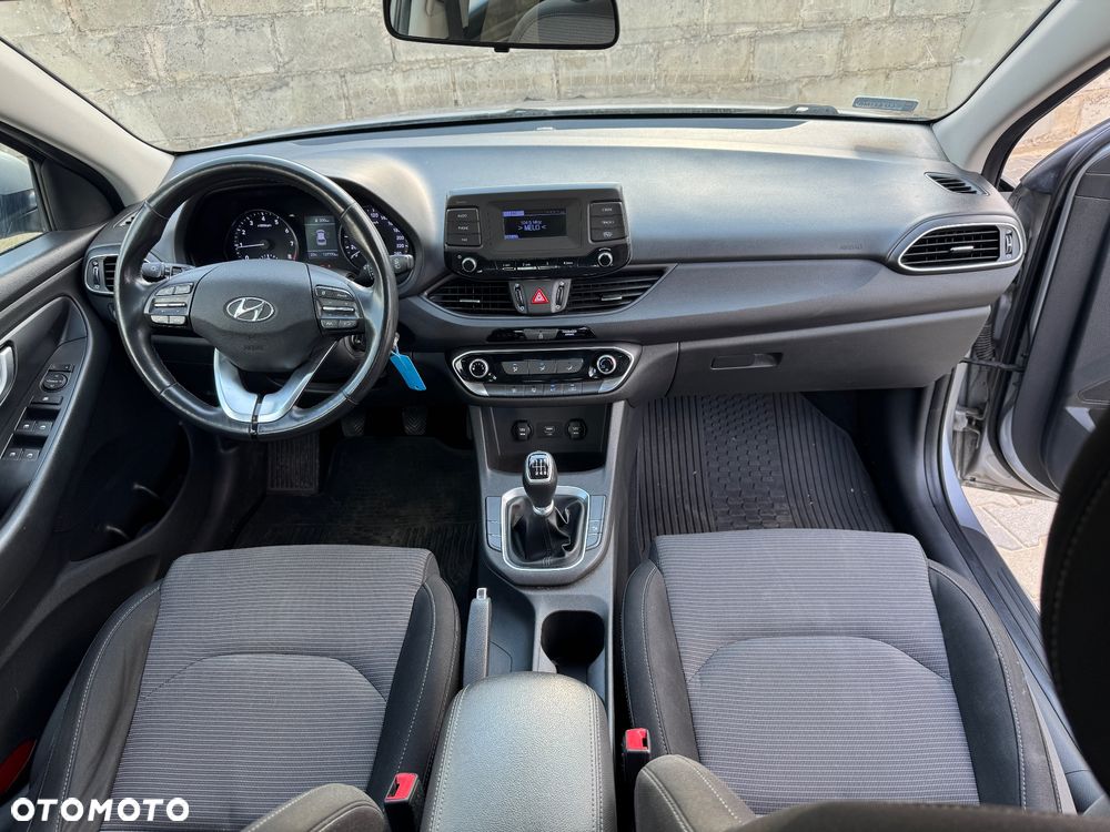 Hyundai i30 1.5 DPI Modern - 8