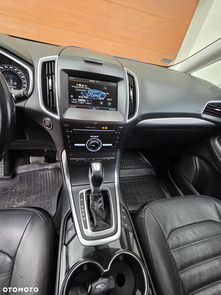 Ford Galaxy - 9