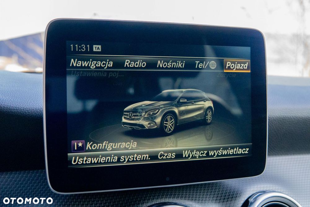 Mercedes-Benz GLA 220 4-Matic - 17