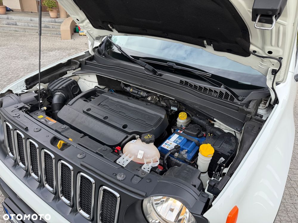 Jeep Renegade 1.4 MultiAir DSG Limited - 32
