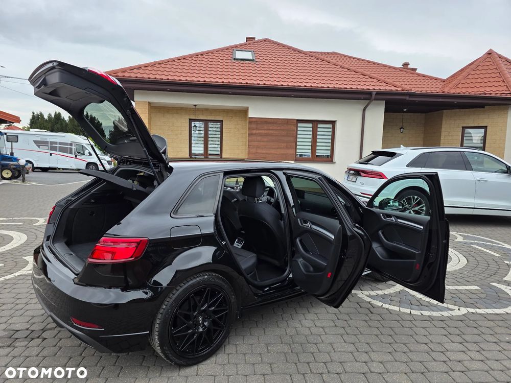 Audi A3 Sportback - 12