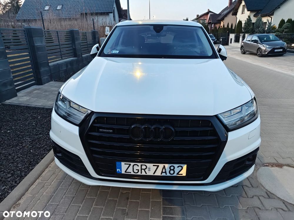 Audi Q7 - 11