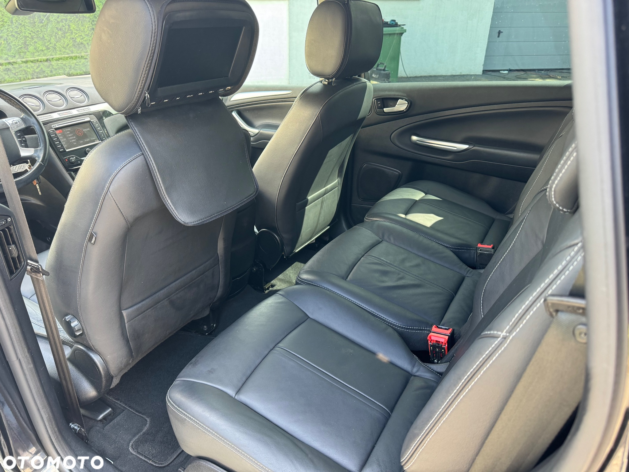 Ford S-Max 2.0 TDCi DPF Champions Edition - 28