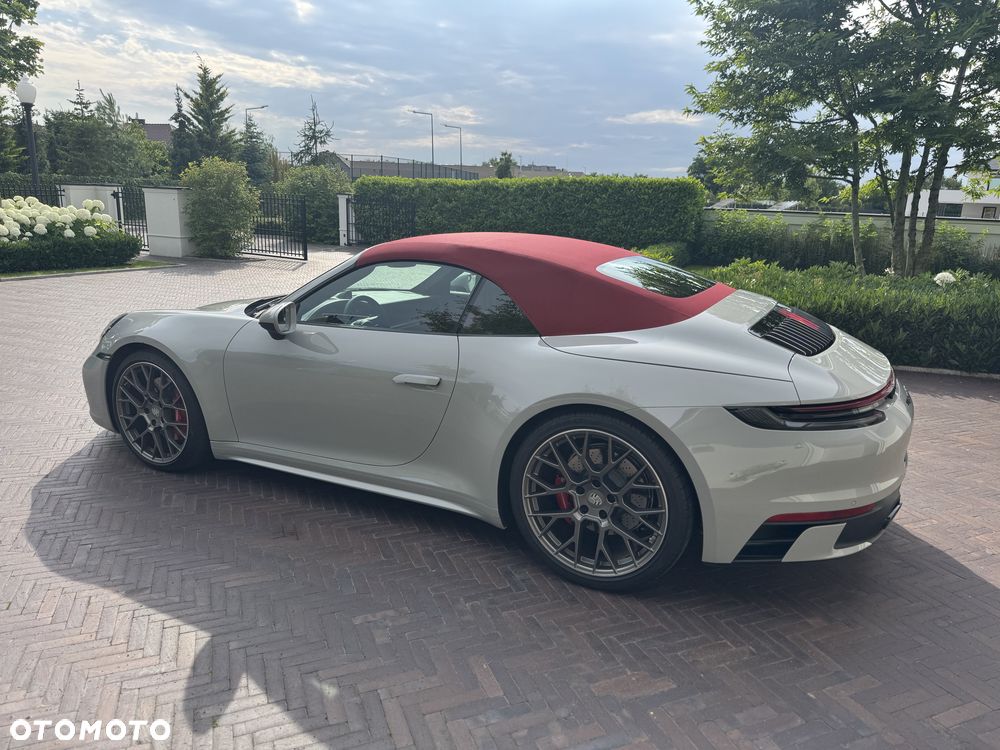 Porsche 911 Carrera 4S - 14
